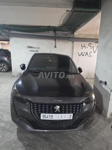 Peugeot 208 - 2