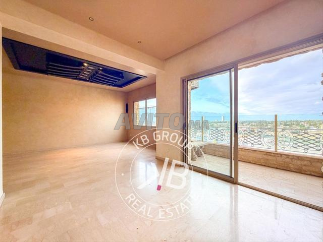 Appartement à louer 165 m² à Rabat - 2