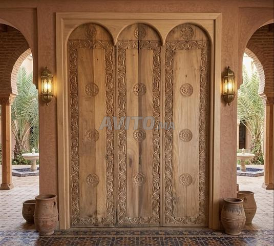3 Portes en bois sculpté artisanal (Double face)