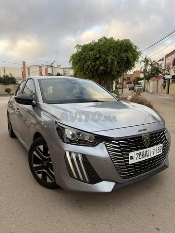 Peugeot 208 ديزل يدوي 2024 للبيع - 2