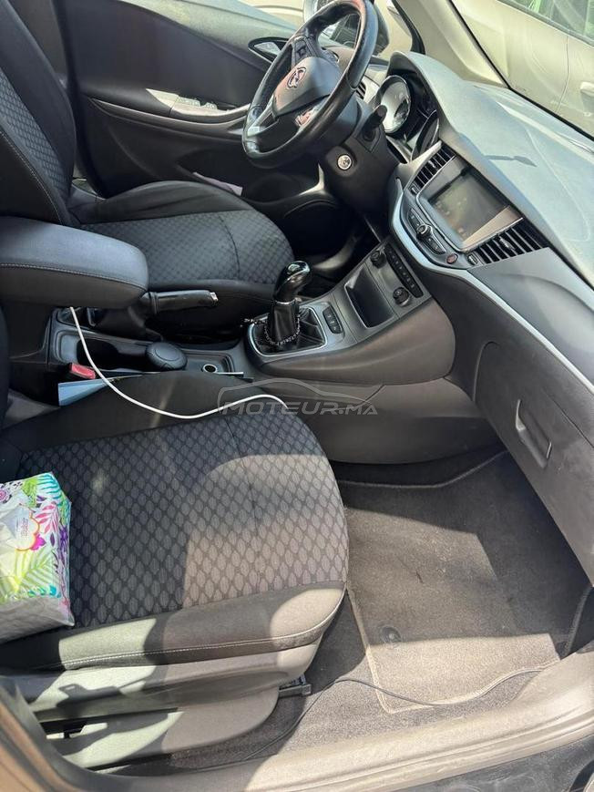 Opel astra 1er main