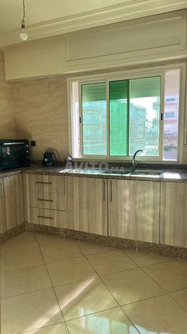 Appartement à louer 87 m² à Temara - 2