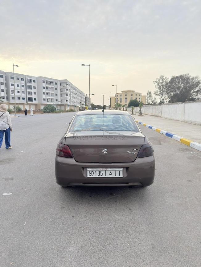 Peugeot 301 Diesel Manuelle 2014 à Sidi Slimane