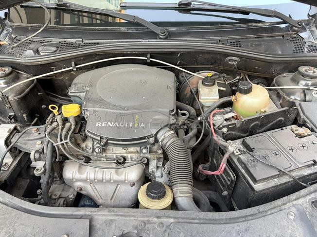 dacia sandero tres bon etat 