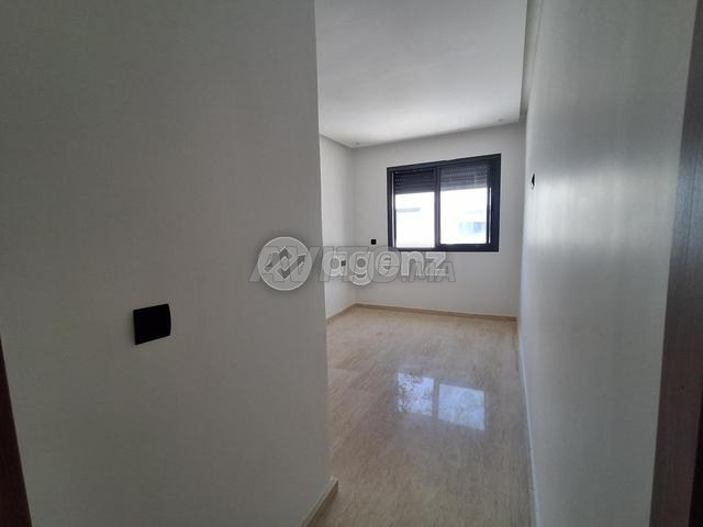 DAR-DA-1145 - Appartement à vendre à Dar Bouazza - 2