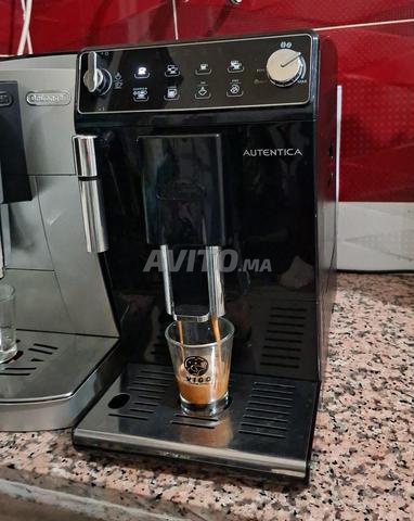 Machines à café Delonghi Autentica et Magnifica S - 2