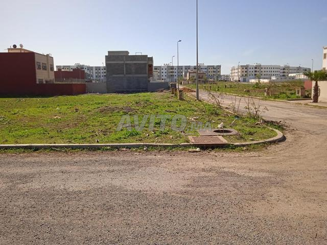 Terrain pour villa à deux façades à vendre à عين العودة - 2
