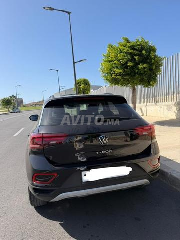 Volkswagen T-Roc Essence Automatique 2024 à Tanger - 2