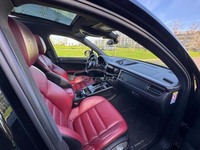 Porsche Macan T 2023 à Rabat