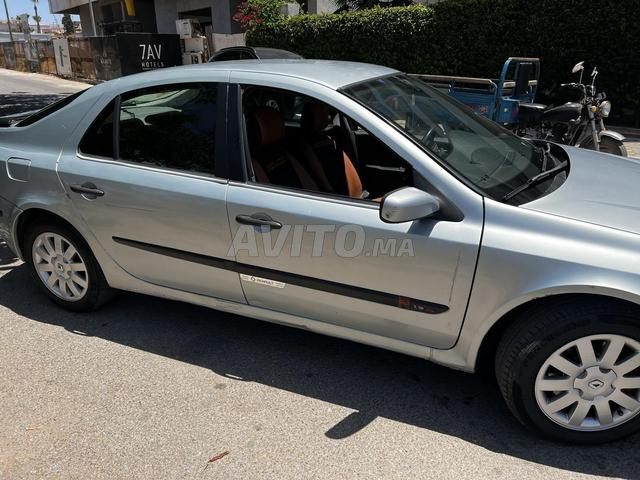 Renault laguna 2004 - 2