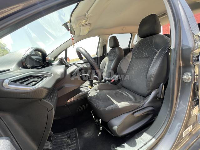 bon état peugeot 2008  2017 - 2