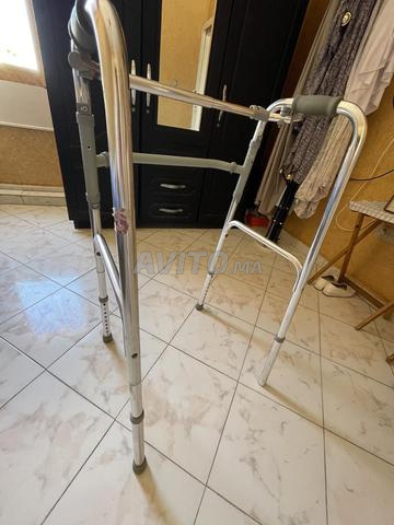 Déambulateur médical, hauteur ajustable - 2