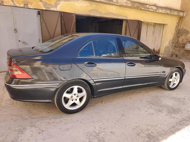 Mercedes-Benz C220 CDI modèle 2003 ded 2005