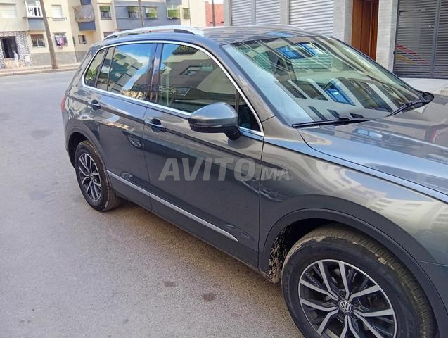 Volkswagen Tiguan - 2
