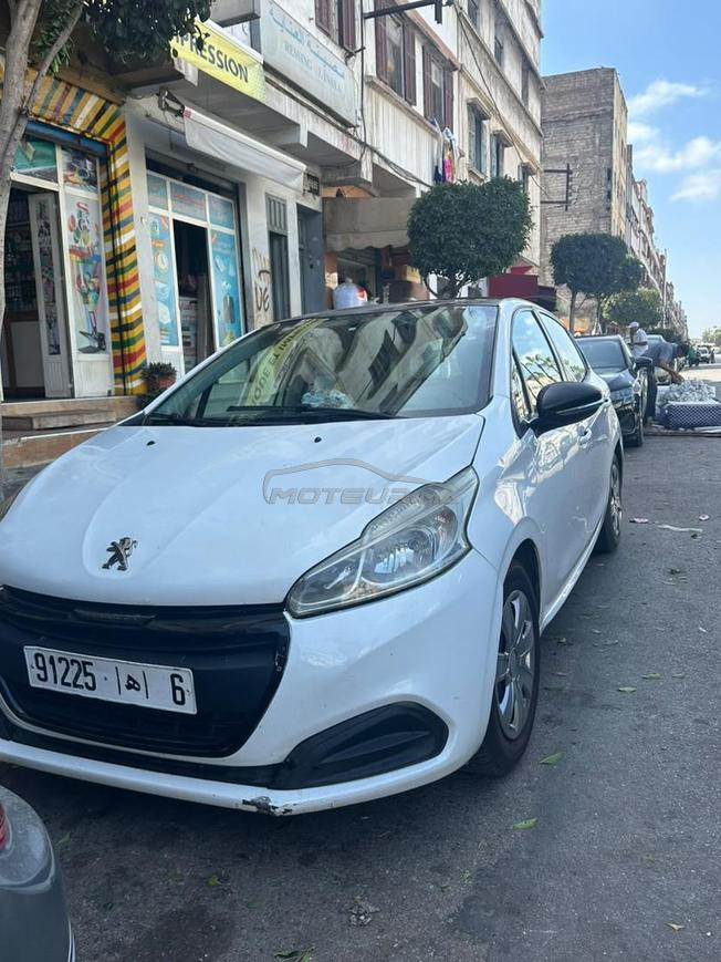 peugeot 208 model 2017