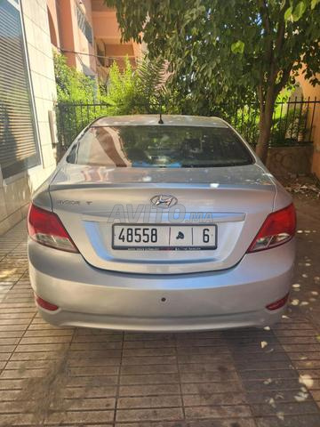  Hyundai Accent Tres bon etat  - 2
