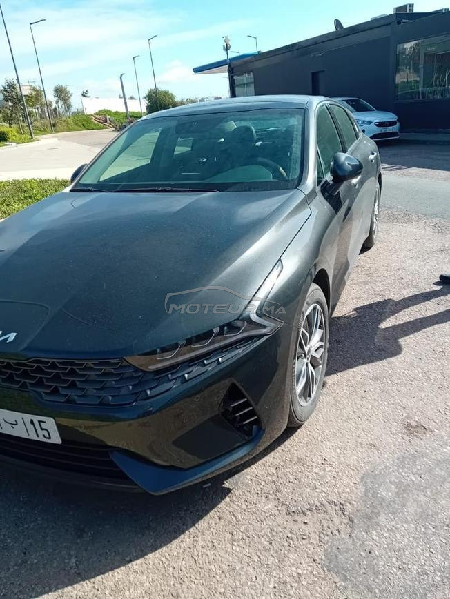  vente une kia k5 bva executive