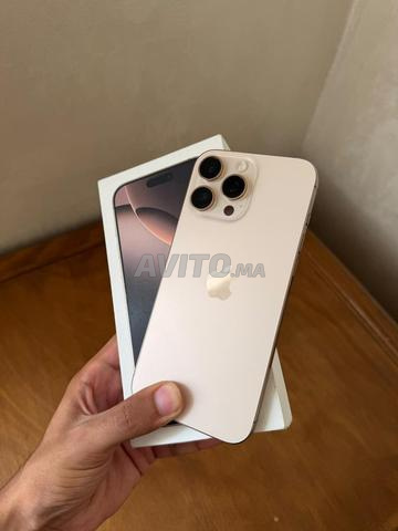 iPhone 16 Pro Max 512 Go batterie à 95%