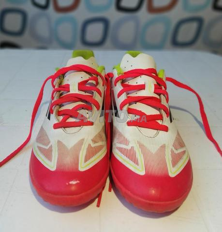 حذاء رياضيAdidas F50 مقاس 38 - 2