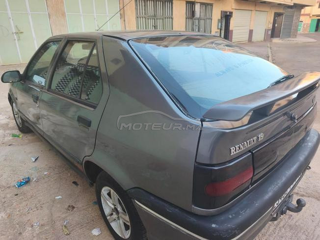 Renault 19 Storia 