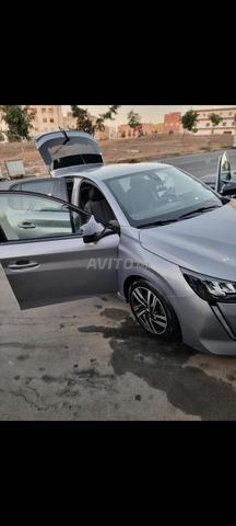 بيجو 208 في حالة ممتازة - 2