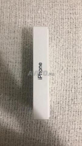 علبة iPhone 13 بلون منتصف الليل - 2