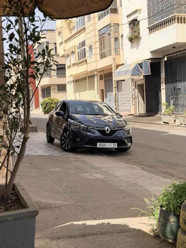 RENAULT CLIO 5 2022