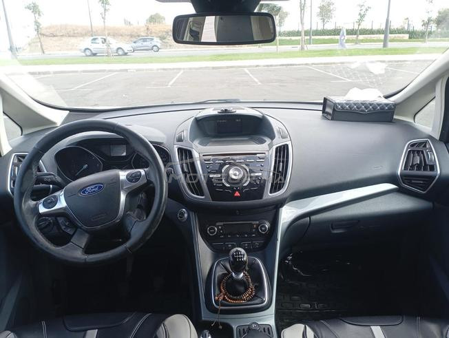 Ford C Max Diesel Manuelle 2013 à Tanger