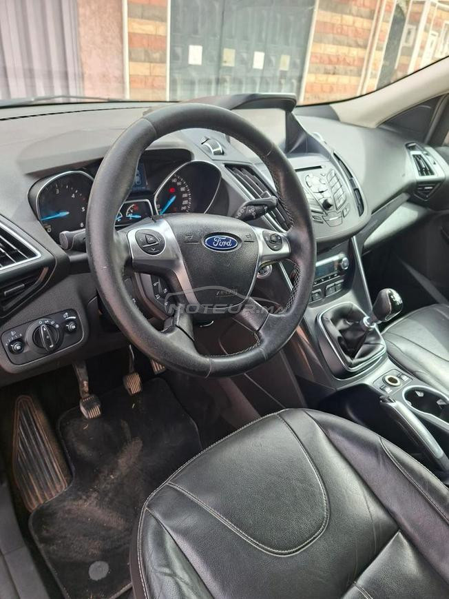 kuga titanum 