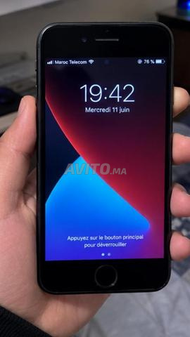 iPhone 7 - 32 G - Très bon état - - 2