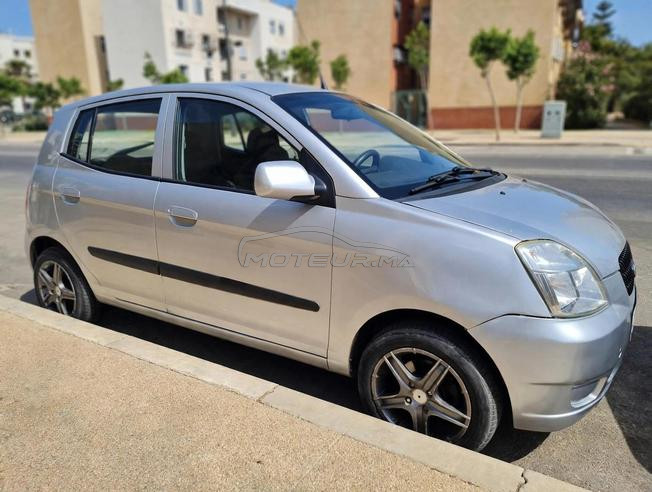 kia picanto en tres tres bon état