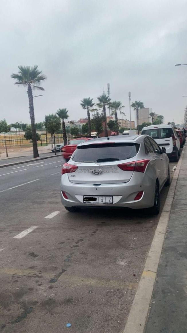 Hyundai i30 tout option ba9a n9iya