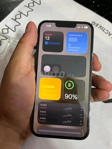 iPhone 13 Pro 256 sa batterie 90 très propre - 2
