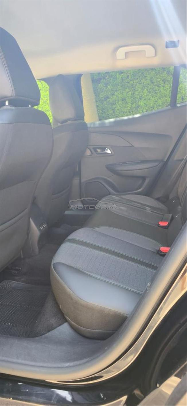 Peugeot 2008 encore nuef