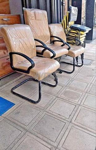 🪑✨ Pack de Chaises Locales | Qualité & Confort - 2