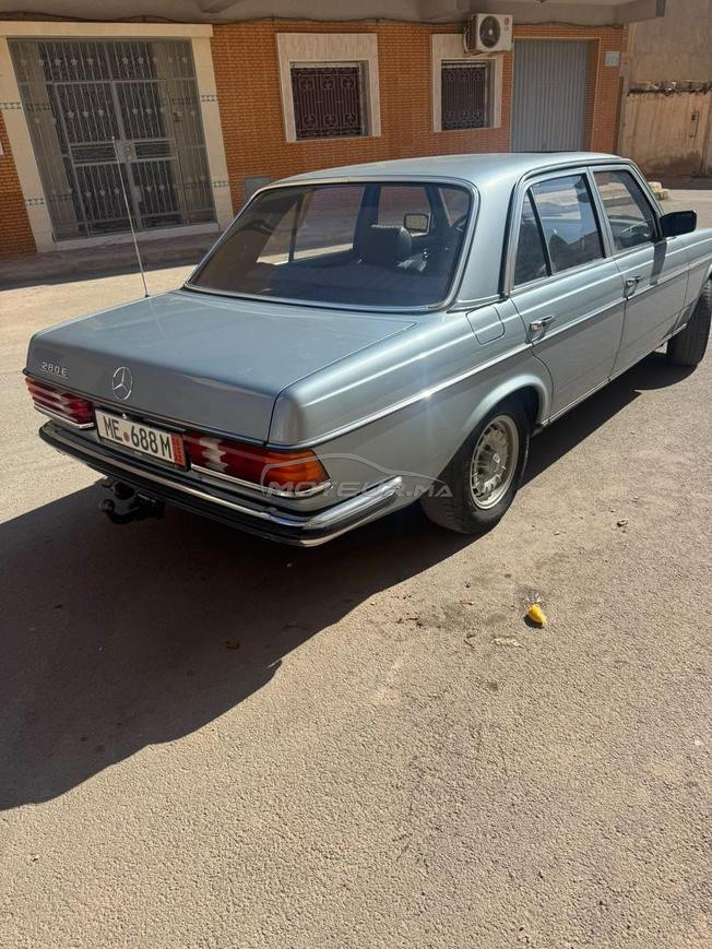 Mercedes-Benz 280 Essence Automatique 1981 à Nador