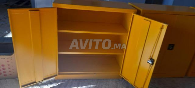 Armoire basse métallique avec 2 portes battante - 2