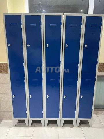 vestiaire 2 portes métallique en stock خزانة ملابس