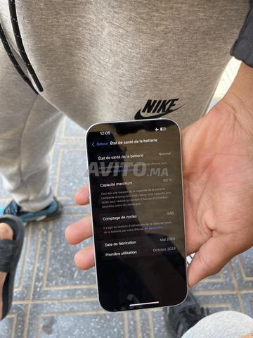 iPhone 15 normal - 2