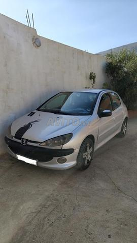 بيجو 206 نظيفة، محرك جيد، إطارات جديدة - 2