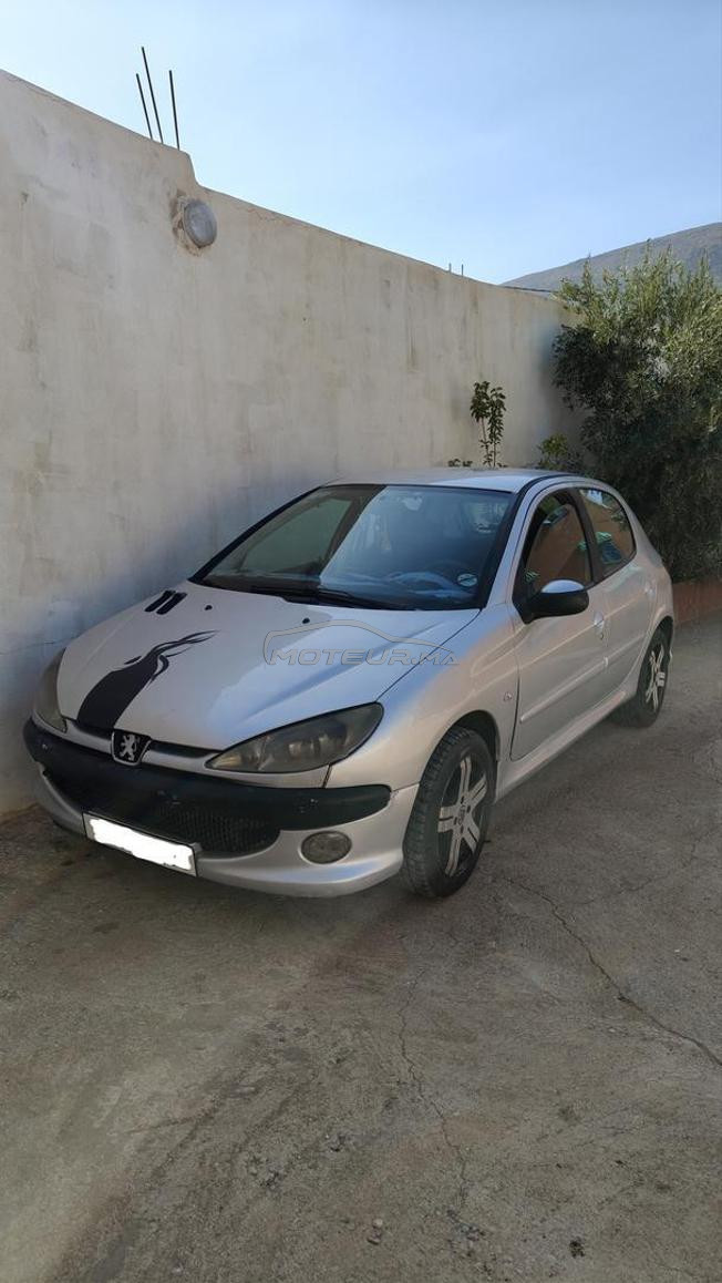 Peugeot 206 n9iya motore mlih bnowate jdade 