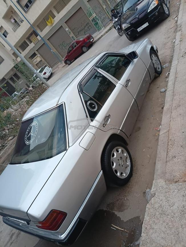 سيارة مليحة مفيهاش لعيب مطور جديد مكيناش كسيدة 