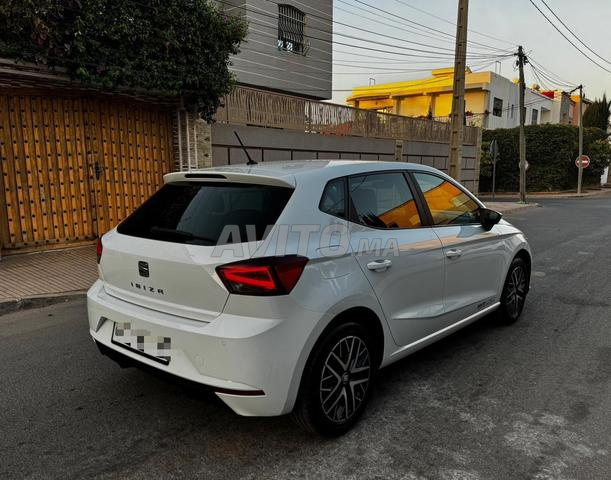 سيات إيبيزا بيضاء إصدار 2022 - 2