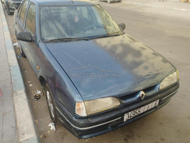 Renault R19 Essence Manuelle 1999 à Casablanca