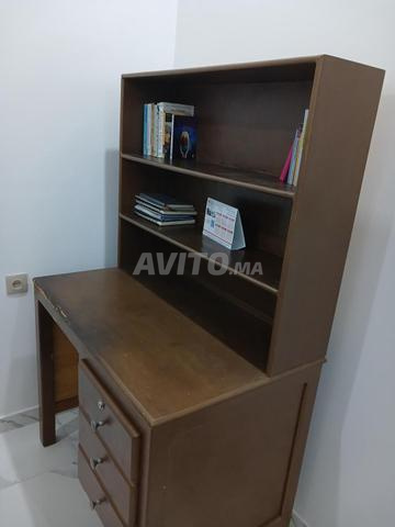 Bureau avec bibliothèque - 2