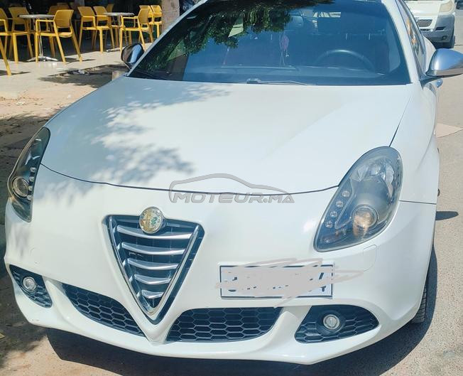 Alfa Romeo Giulietta – Excellent État – Cuir Rouge