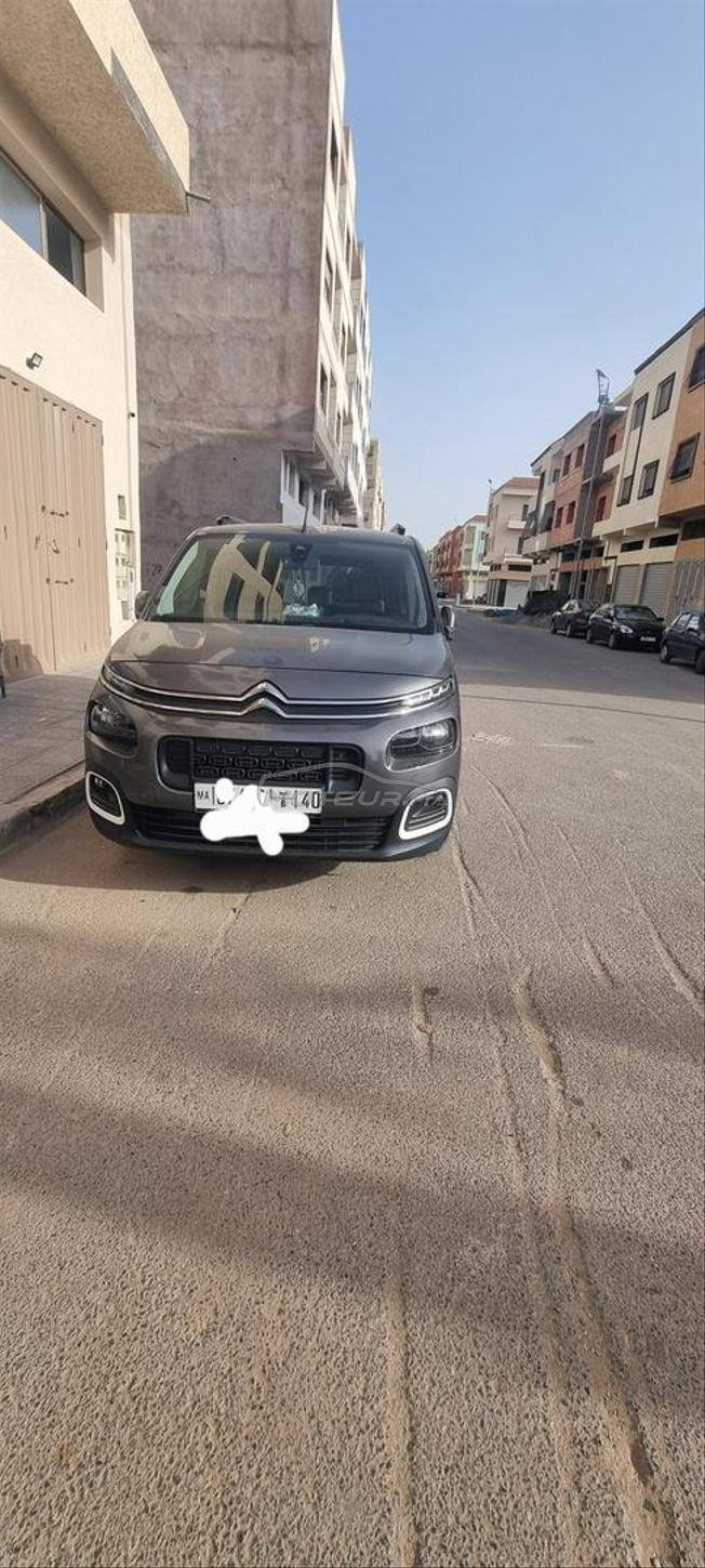tomobila n9a