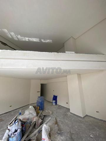 MAGASIN 90M2 BD À LOUER QUARTIER DES HÔPITAUX - 2