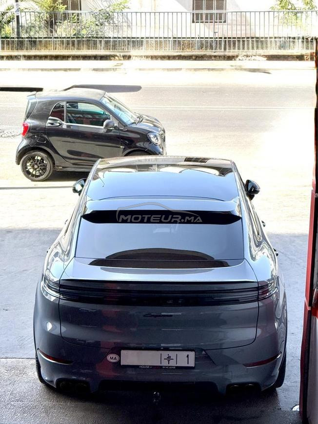 PORSCHE CAYENNE (4500km)
