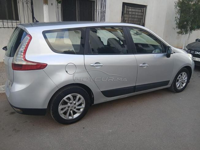 Renault Scenic 3  Diesel 7 places Manuelle 2013